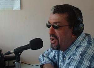 Simon Crosskill doing commentary