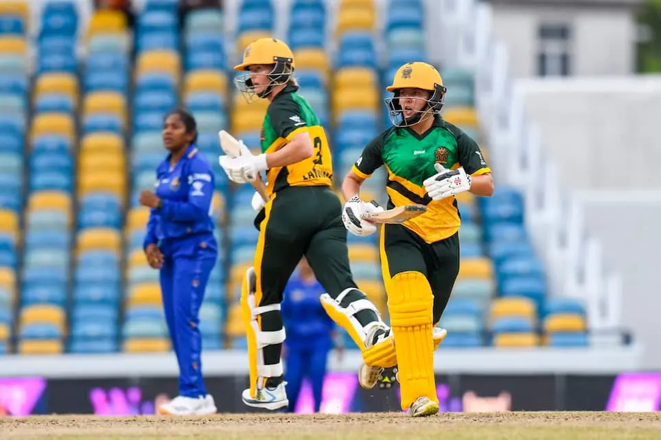 Meg Lanning & Amy Hunter (CPL T20)