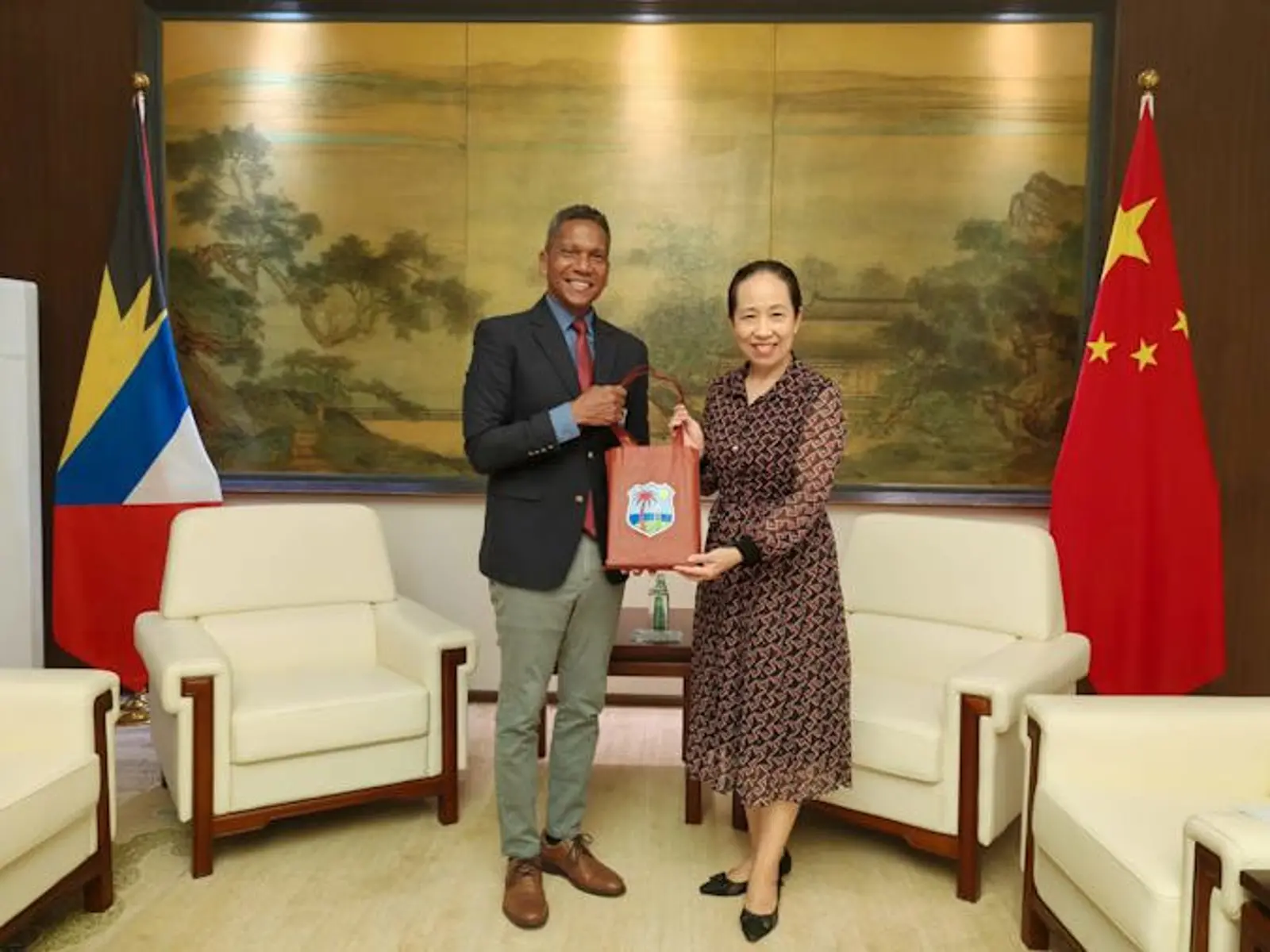 CWI CEO Chris Dehring & Her Excellency Jiang Wei